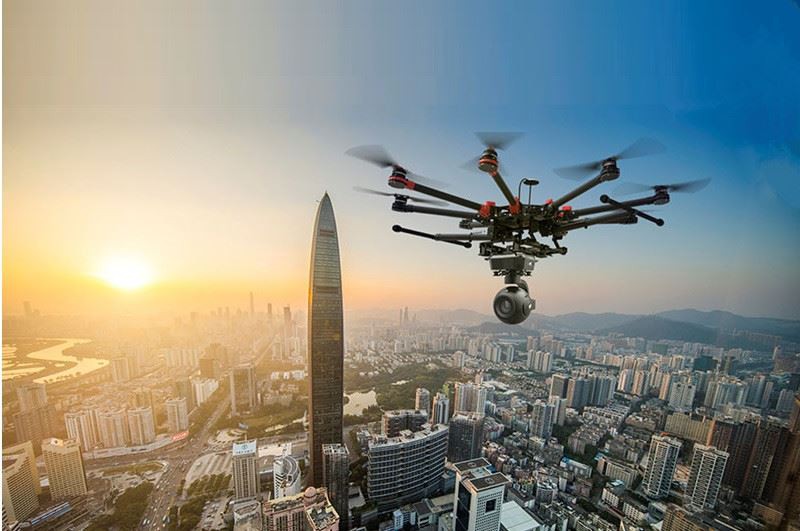 Rešitev za pametni priključek za drone