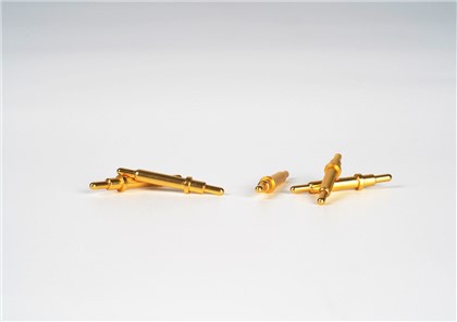 Dvojni vzmetni Pogo zatič