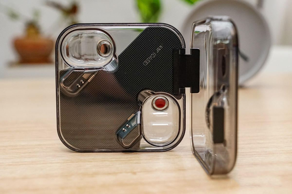 Nothing Ear (1) Slušalke Predstavitev